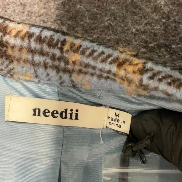 NWT Plaid Women's Jacket - Blue and Brown - Picture 5 of 6